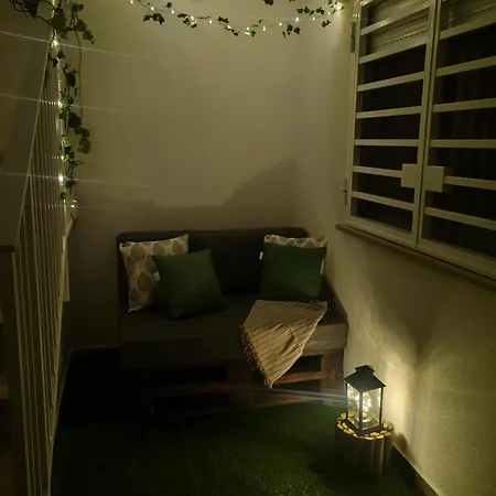 Arima - Loft Semi Indipendente In Locazione Проживание в семье